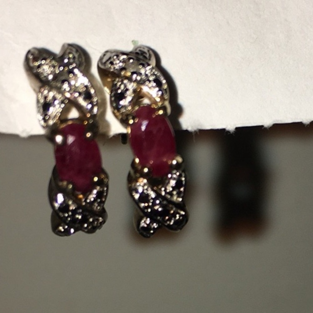 10k ruby earrings. - Picture 3 of 14
